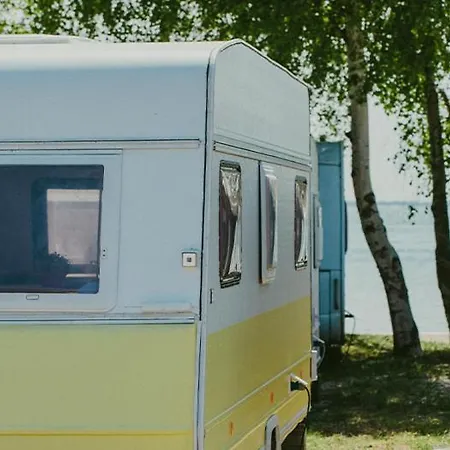 אתר קמפינג Bueno Campers - Wynajem Przyczep W Jastarni *